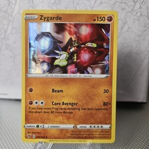 Zygarde 093/185 Pokemon TCG Holo Rare